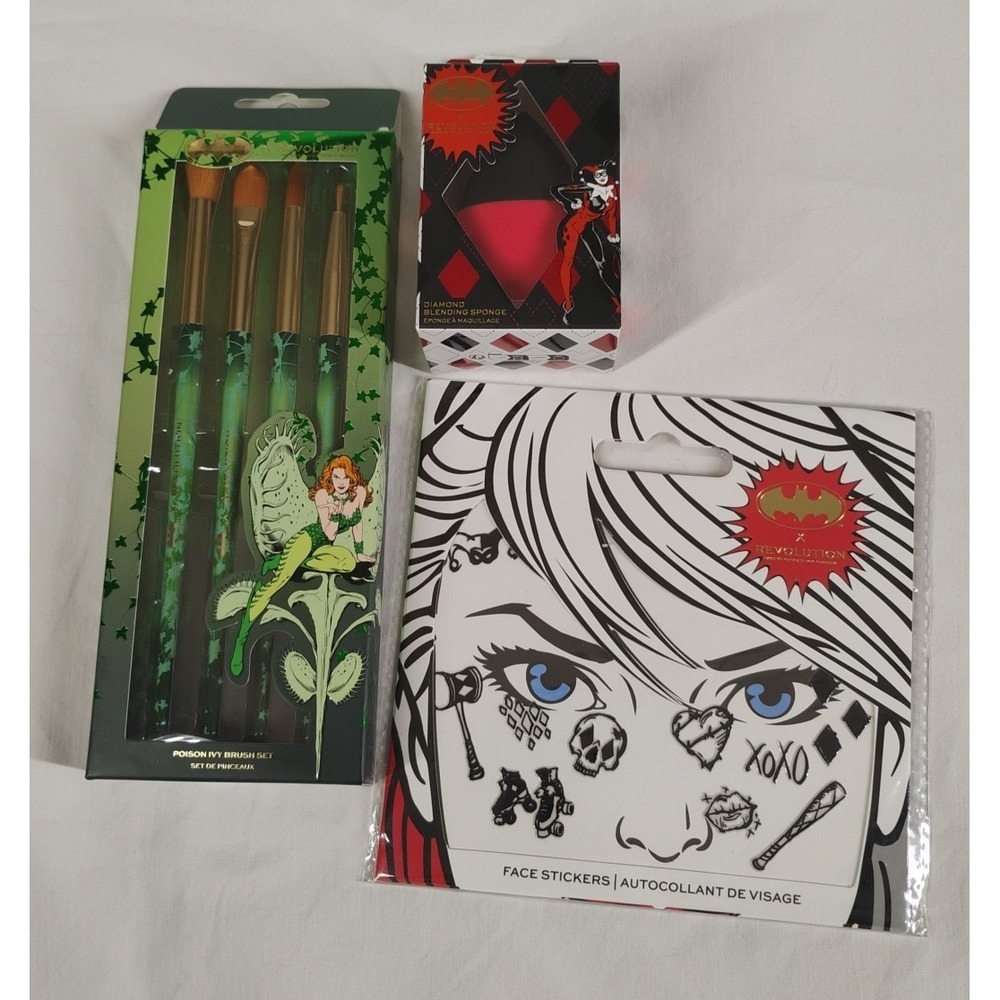 DC x Revolution Poison Ivy Brush Set &‎ Harley Quinn Blending Sponge & Stickers